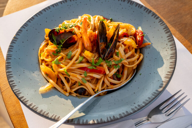 MEDITERRANEAN SEAFOOD PASTA